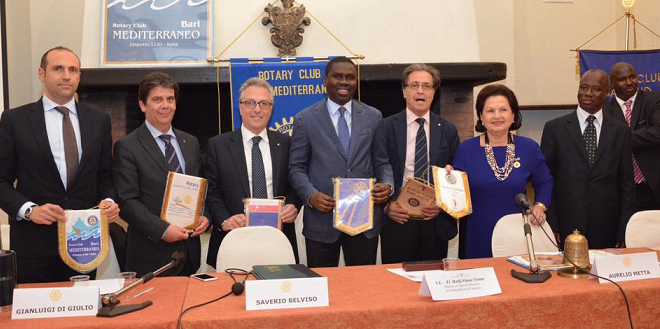 https://www.rotarybarisud.org/rbs/images/articoli/2015/20_04_2016_senegal/senegal_2.png