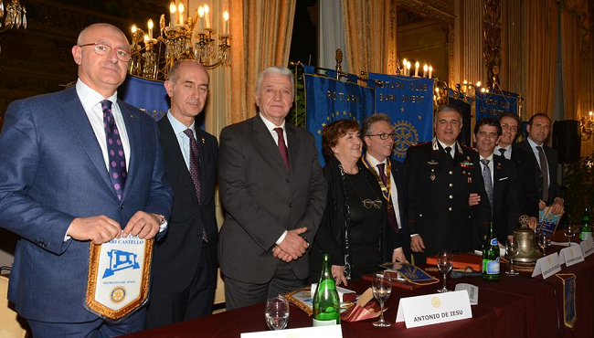 https://www.rotarybarisud.org/rbs/images/articoli/2015/21_03_2016/21032016_4.png